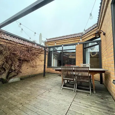 Apartment Charming 3-bedroom House *